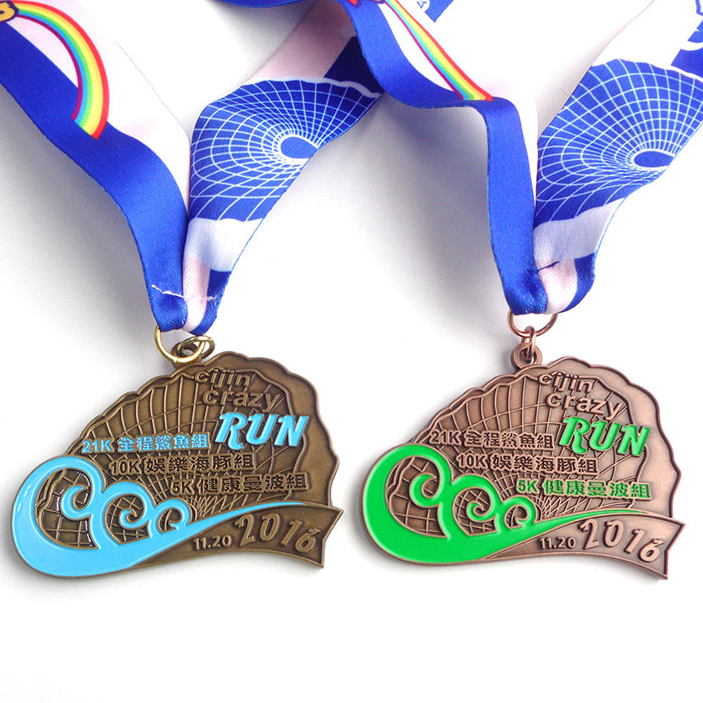 金属クリスマスバレーボールランニングマラソンスポーツメダルリボン付きカスタムメダル
