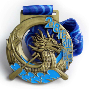 カスタム 3D メダル象徴的なドラゴン ギフト トロフィーとメダル中国トライアスロン メダリオン