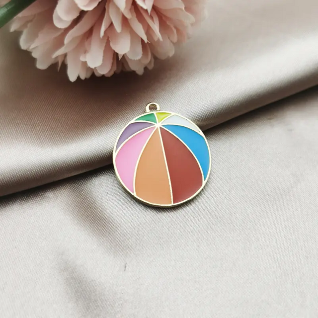 卸売カスタムロゴボールキーホルダーメタルキーチェーンバレーボールキーホルダー