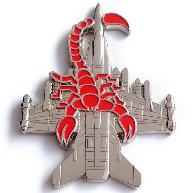 最小限のカスタム ロゴ メタル ピン ハード ソフト カスタム エナメル飛行機ラペル ピン