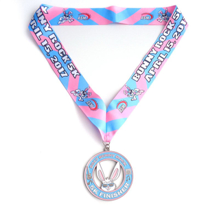 青白赤色リボンベルトカスタムまたは卸売お祝い記念品スポーツ会議メダルブランク合金金属学校メダル