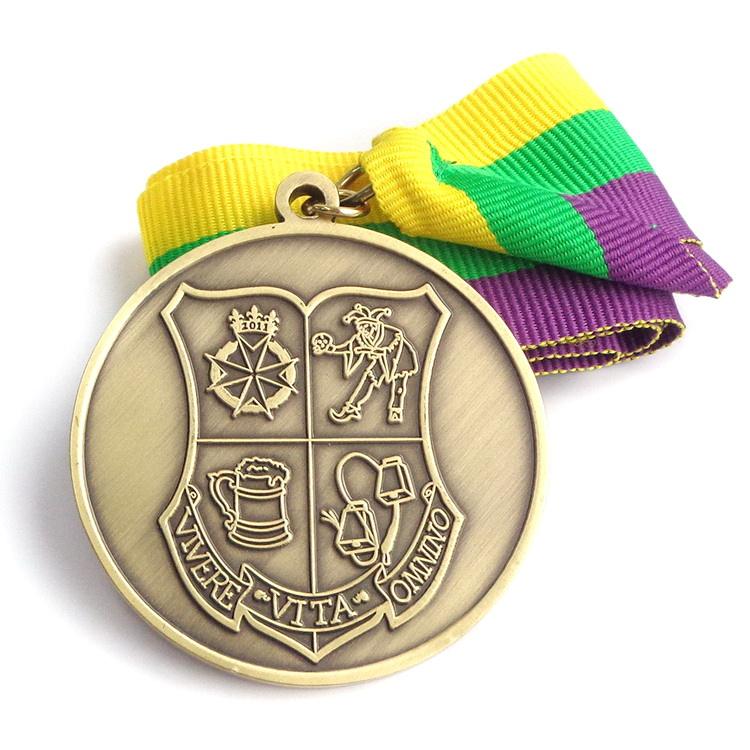 OEM 製造カスタム 3D ロゴ金属真鍮亜鉛合金サッカーカスタマイズのためのカスタムスポーツメダル