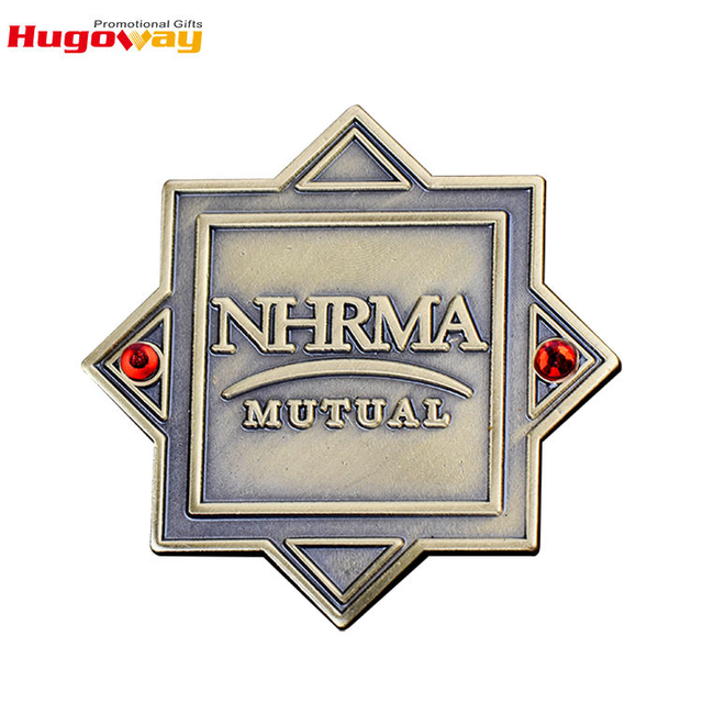 無料デザインメタルピンカスタマイズされた星形漫画ブローチカスタマイズされたコンサートラペルエナメルピン