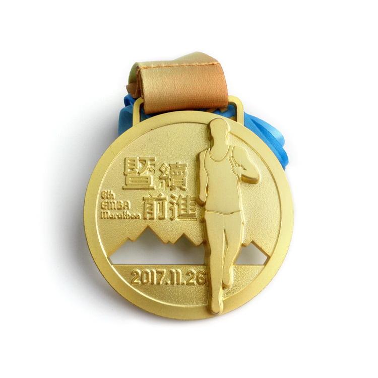 メダル工場カスタマイズされたロゴ亜鉛合金賞グリッターエナメル 5 K リボン付きランニングメタルメダル